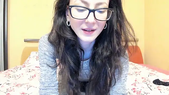 Baby Jewel online show from December 16, 11:38 am