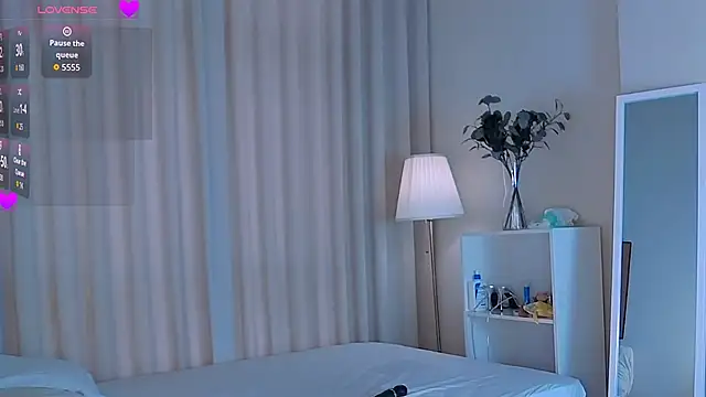 Melissa Mone online show from October 20, 6:05 am