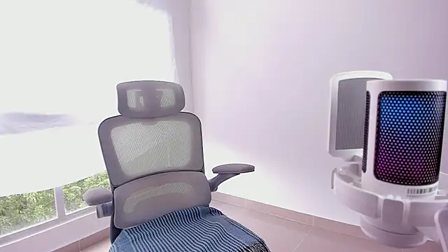 Sakito Tokio online show from December 15, 8:25 pm