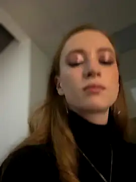 Snapshot of _AngelMoon_ chatting on October 17, 4:48 am  AngelMoon  online show from October 17, 4:48 am