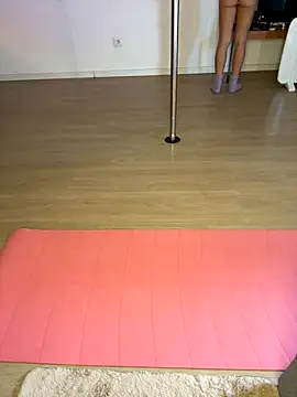  ExoticGirl online show from December 4, 2:30 pm