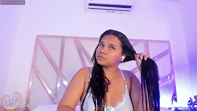 Carolina Evanss online show from September 17, 11:41 am