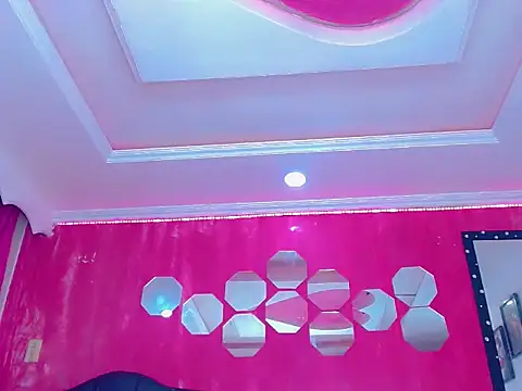 TiffanyMackensyy online show from October 31, 4:36 am