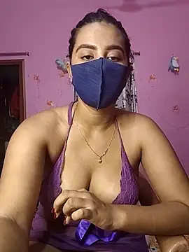 Snapshot of lovely-tanu chatting on September 12, 1:18 pm lovely-tanu online show from September 12, 1:18 pm