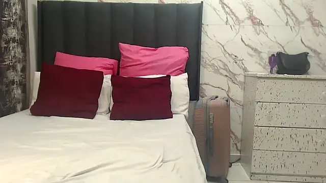 WATERMELLON79 online show from February 6, 5:11 am