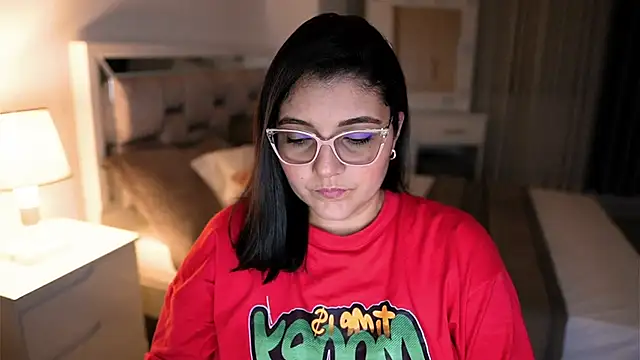 Camilaa bueno online show from October 8, 3:33 am