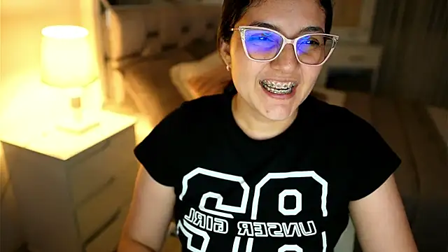 Camilaa bueno online show from November 26, 2:45 am