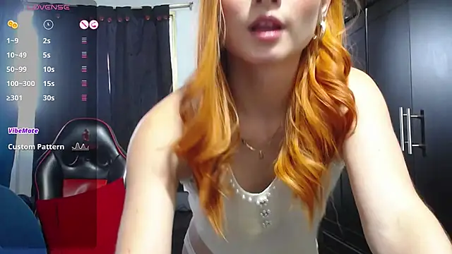 Miah hilton2 online show from September 20, 10:30 pm