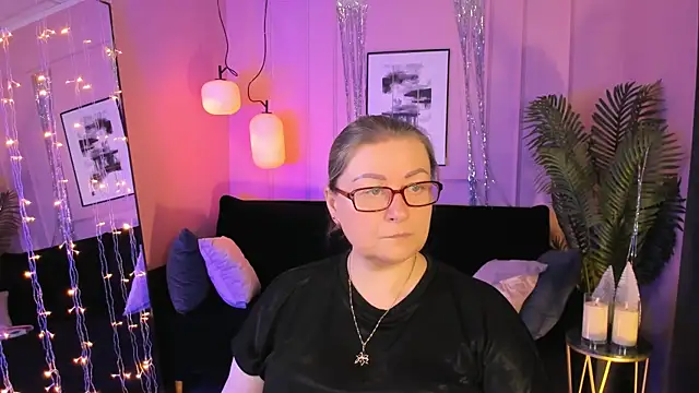 AlexandraKind online show from January 17, 8:38 pm