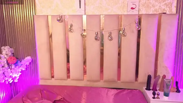 Andy tay1 online show from December 18, 3:11 am