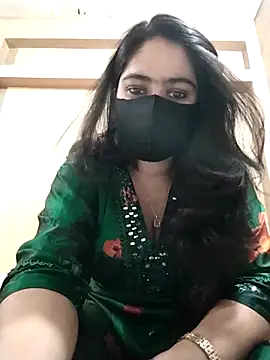 Magical Girl- online show from December 1, 8:40 am