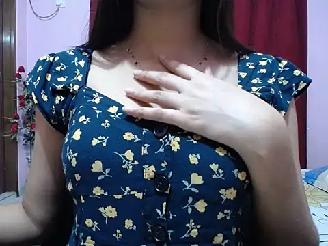 taisina online show from October 30, 7:15 pm