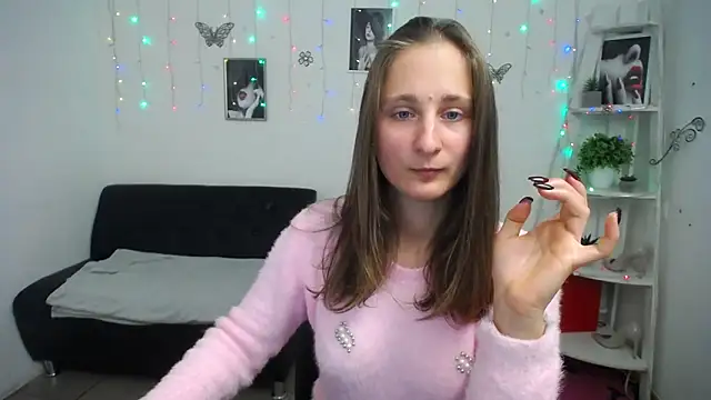 MichelLeee online show from October 15, 11:35 am