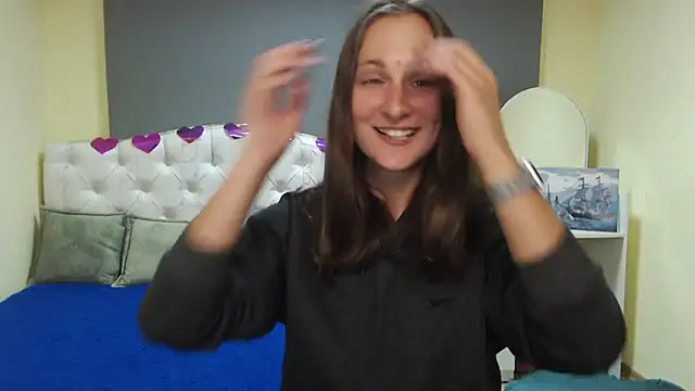 MichelLeee online show from September 18, 11:31 am