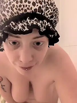 Twitchtheclownn online show from September 10, 6:30 pm