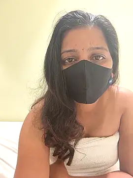 Tamil Shalini Lustyy online show from December 5, 10:16 am