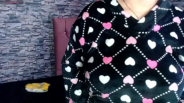 sofi bronw online show from September 9, 2:28 pm