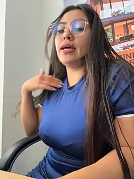 LIZ-06  online show from February 23, 1:32 pm