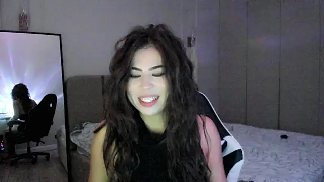 may mia online show from January 15, 2:28 am