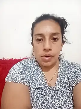 Snapshot of yaz_guzman chatting on October 16, 11:46 am yaz guzman online show from October 16, 11:46 am
