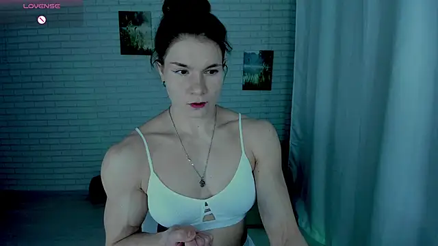 Lisa Ray online show from February 26, 1:04 am