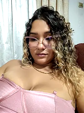 BrendaGirs online show from November 22, 5:43 am