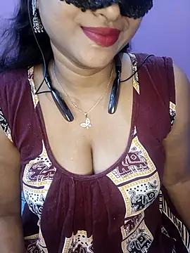 Snapshot of Sexy_Mona_Bhabhi chatting on October 16, 6:32 pm Sexy Mona Bhabhi online show from October 16, 6:32 pm