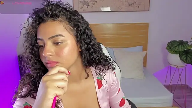 yaya23x online show from January 8, 2:32 pm