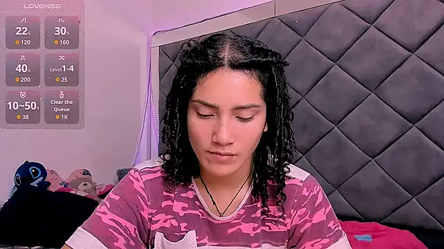 Nellyhills online show from November 15, 5:14 pm