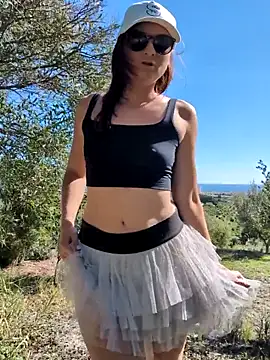 Samira-Summer online show from October 24, 9:27 am