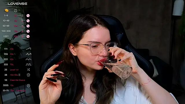 Sonya Glen online show from September 9, 12:32 am