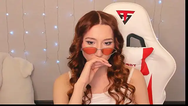 emily cline online show from October 16, 4:09 pm