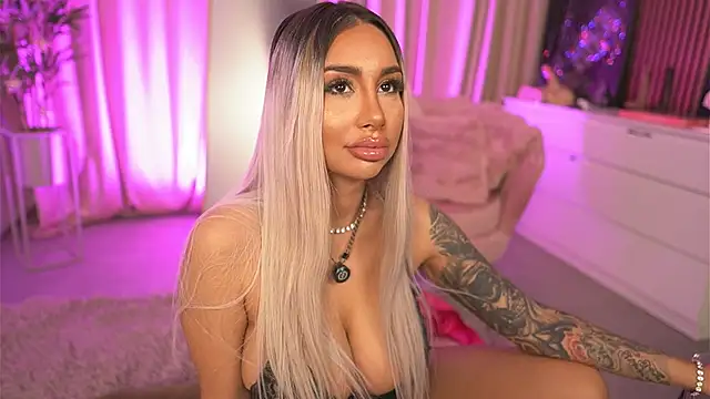 GoldenAmber online show from March 2, 6:36 am