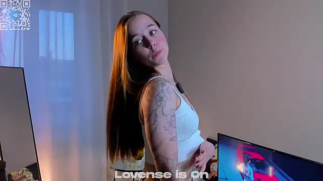 FalineDowlen online show from January 11, 2:27 am