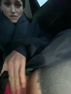 Mia Mia M online show from February 18, 2:49 pm