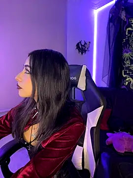 vampy dolll online show from October 30, 9:11 am