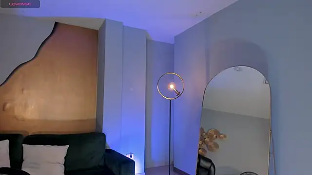 MiaFarrell  online show from November 25, 6:09 pm