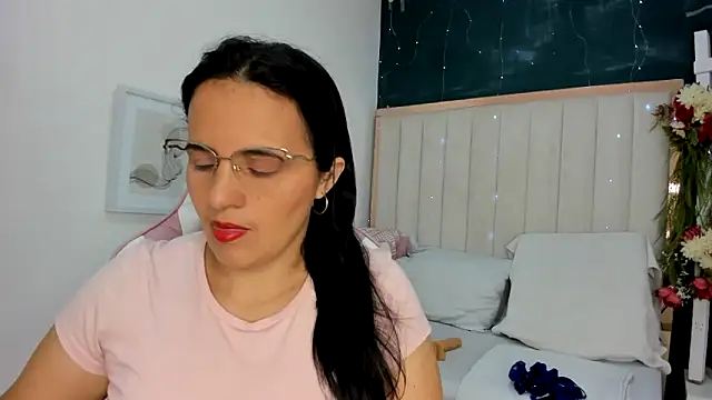 africa holmes online show from October 2, 1:43 am