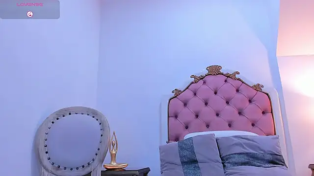 rebeca watsson online show from October 9, 12:09 pm