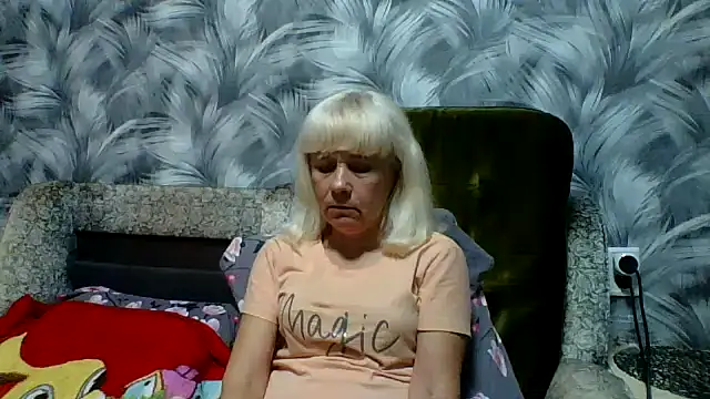 sakura blonde online show from October 26, 5:19 pm