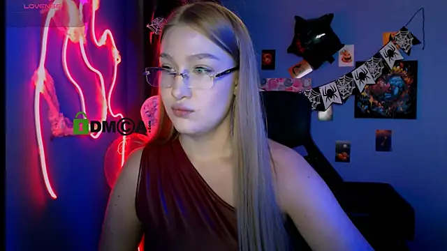 playful sophie online show from October 27, 5:30 pm