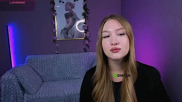 playful sophie online show from October 9, 8:57 pm