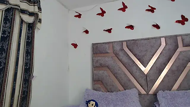 Snapshot of Anny_Fox- chatting on September 10, 3:06 am Anny Fox- online show from September 10, 3:06 am