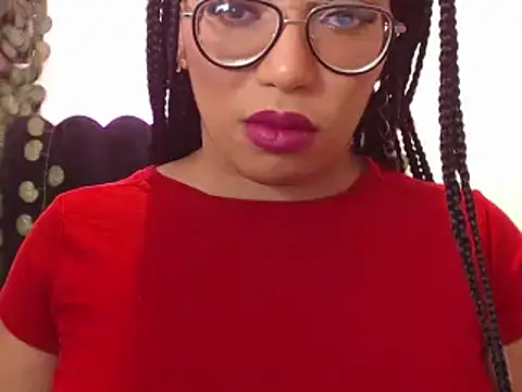 AmyBriiggs online show from November 3, 3:10 am