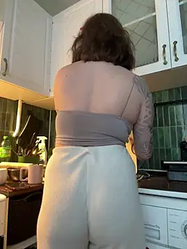 MayaMystic online show from January 6, 1:04 pm