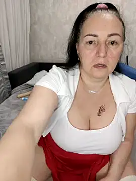 HairyVicky online show from September 13, 10:29 pm