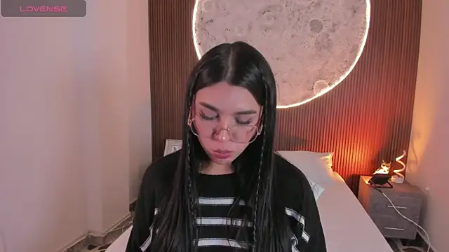 RoseCassie online show from January 12, 2:22 pm