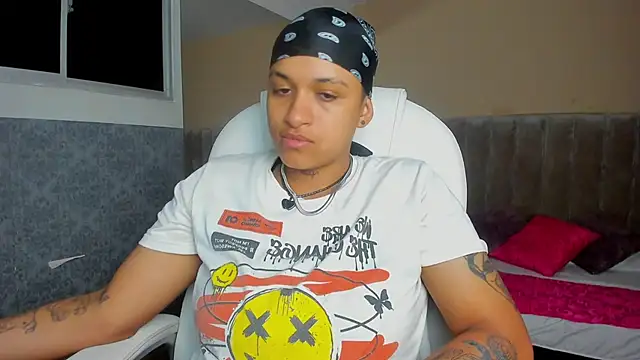 Dominick jones online show from September 9, 4:45 am