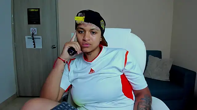 Dominick jones online show from September 10, 4:56 am