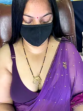 FlatVincy4 online show from November 23, 12:35 am